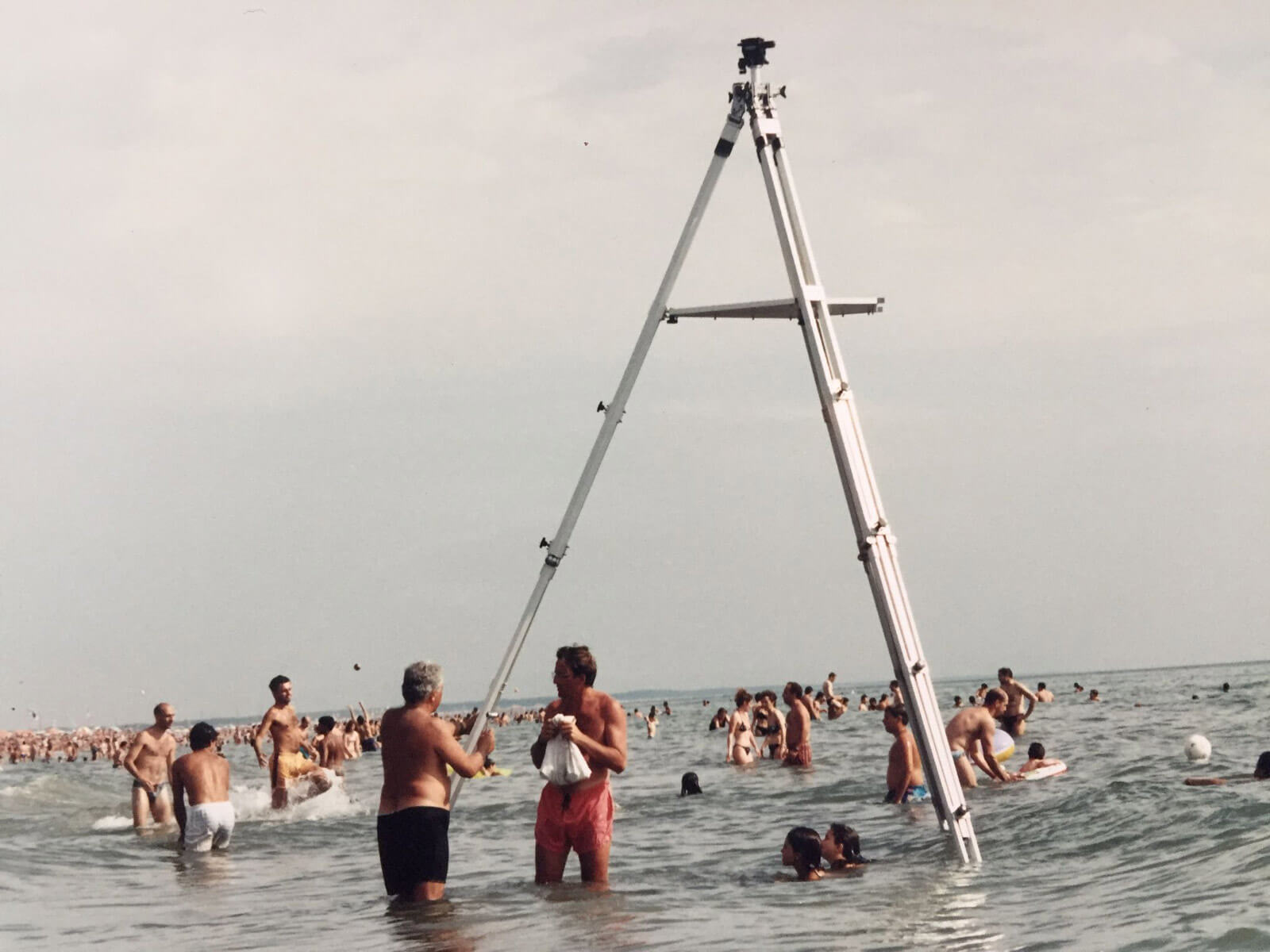 Setting up my scaffold for my first beach shot